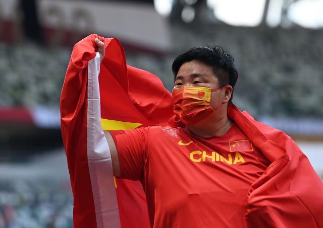 星空体育app下载-掷地有金“四朝元老”终圆梦 巩立姣登上最高领奖台